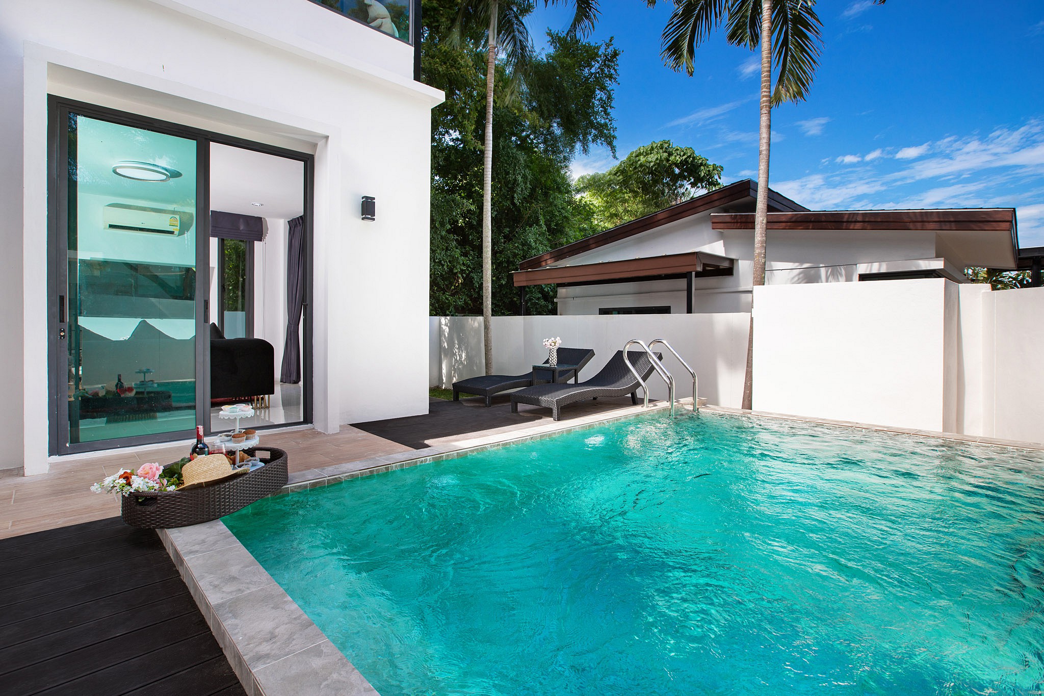 Two Bedroom private Pool villa Seaview